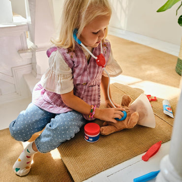 Examine and Treat Pet Vet Play Set, 24-Piece Animal Doctor Playset with Dog & Cat Plushies, Pet Doctor Kit & Accessories, Preschool Toys for Girls & Boys Ages 3+ Quick Pick Grocers