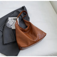 Autumn and Winter Vintage Women's Bag Large Capacity Suede Shoulder Bag Solid Color Simple Casual Commuter Bag Retro Handbags Quick Pick Grocers