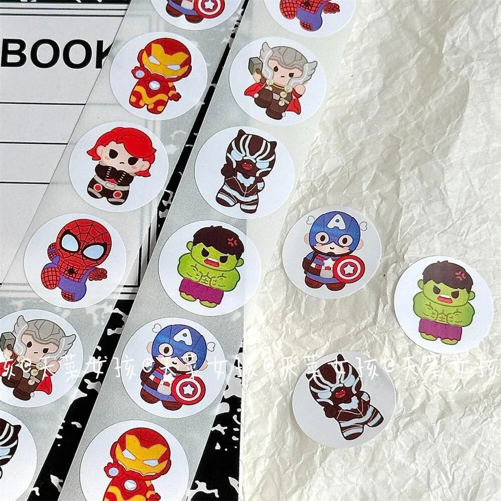 New 500PCS Avengers Roll Sticker MV Decorative Seal Sticker Circular Alliance Hulk Steel Iron Man Sticker Kids Gift Kawaii Quick Pick Grocers