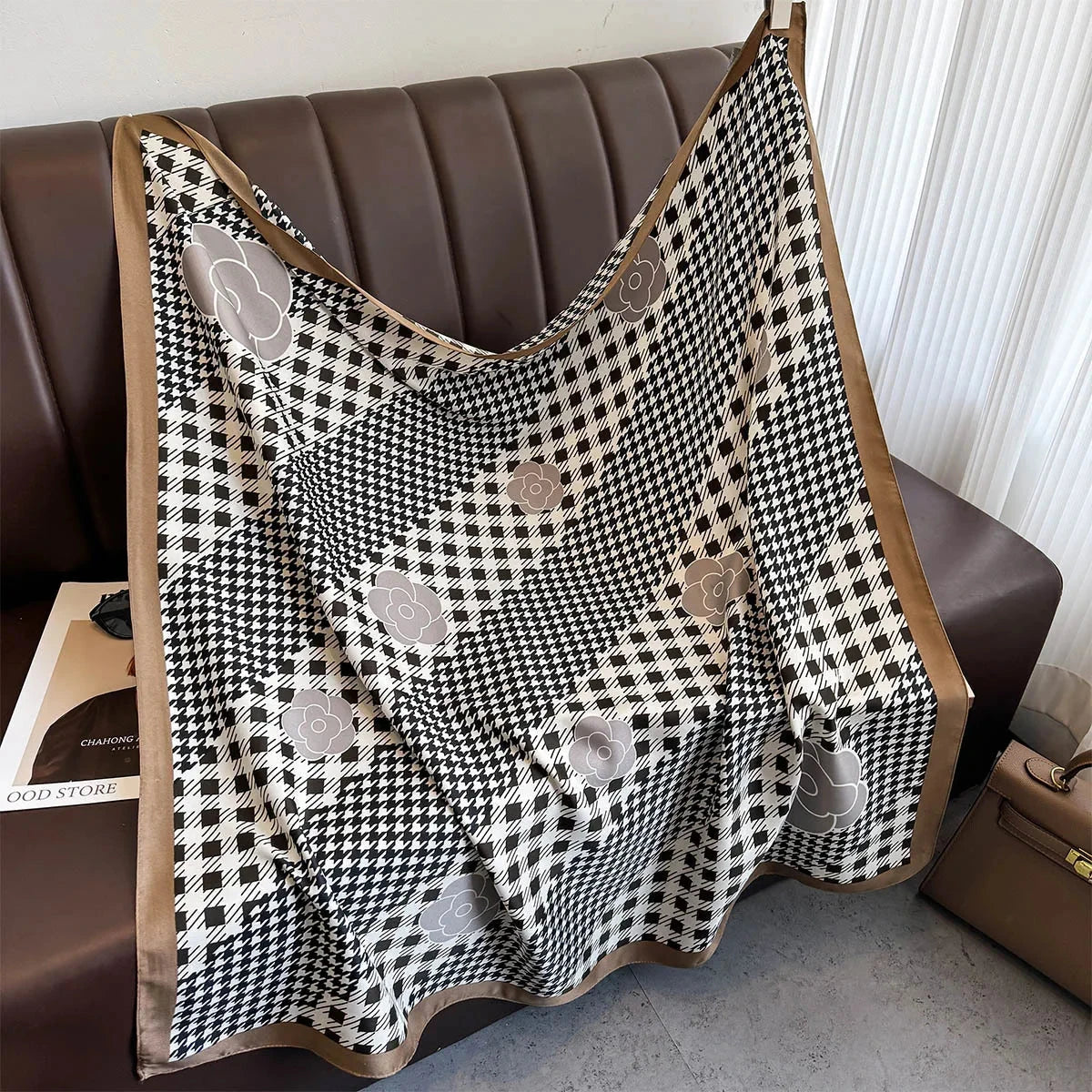 90*90Cm Square Scarf Twill Silk Feeling Women Head Shawls and Wraps Luxury Hair Tree Print Neck Scarves Hijab Bandana Pashmina Econic Blanks