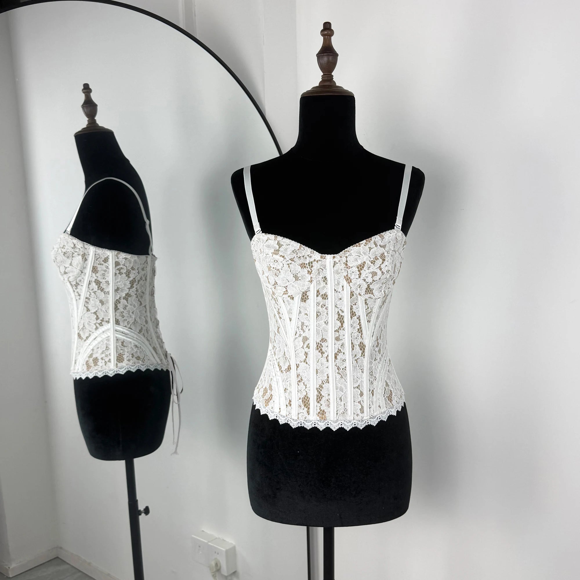 Tuularose Summer Women's Camisole Fashion Print Lace Patchwork Sleeveless Lace-up Tops New Party Hot Girl Streetwear Female Tops Quick Pick Grocers