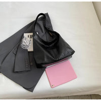Autumn and Winter Vintage Women's Bag Large Capacity Suede Shoulder Bag Solid Color Simple Casual Commuter Bag Retro Handbags Quick Pick Grocers