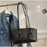 European American Retro Tote Bag, Korean Fashion Shoulder Bags Advanced Simple Handbag New Large Capacity Pendant Versatile Bags Quick Pick Grocers