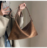 Advanced Retro Bag for Women's 2026 New Textured Frosted Shoulder Bag with Large Capacity Crossbody Commuting Tote Bag Quick Pick Grocers