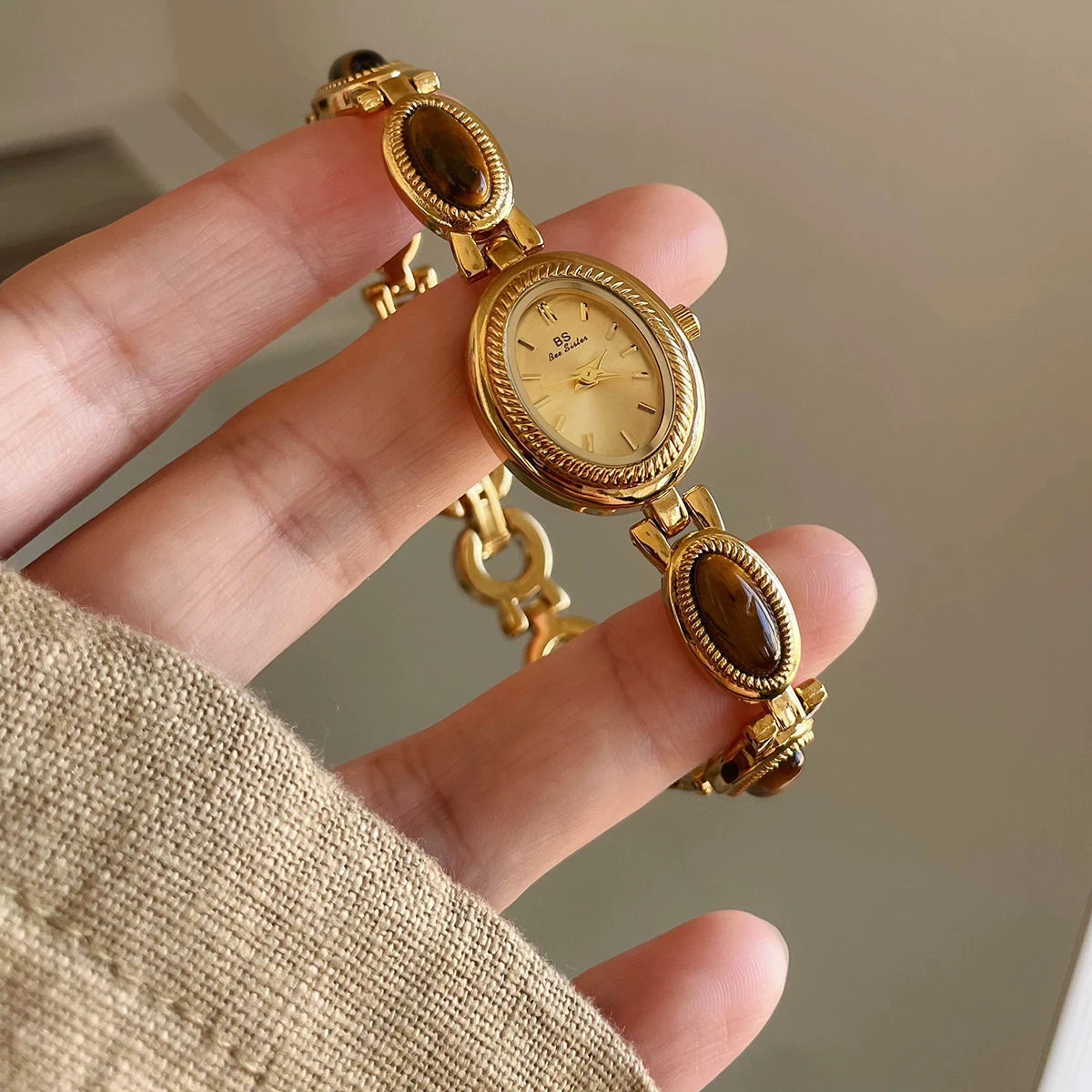 High-end Luxury Watches for Woman Elegant Green Jewelry Jade Quartz Bracelet Wristwatch Gift for Women Lady Fashion Dress Watch Quick Pick Grocers