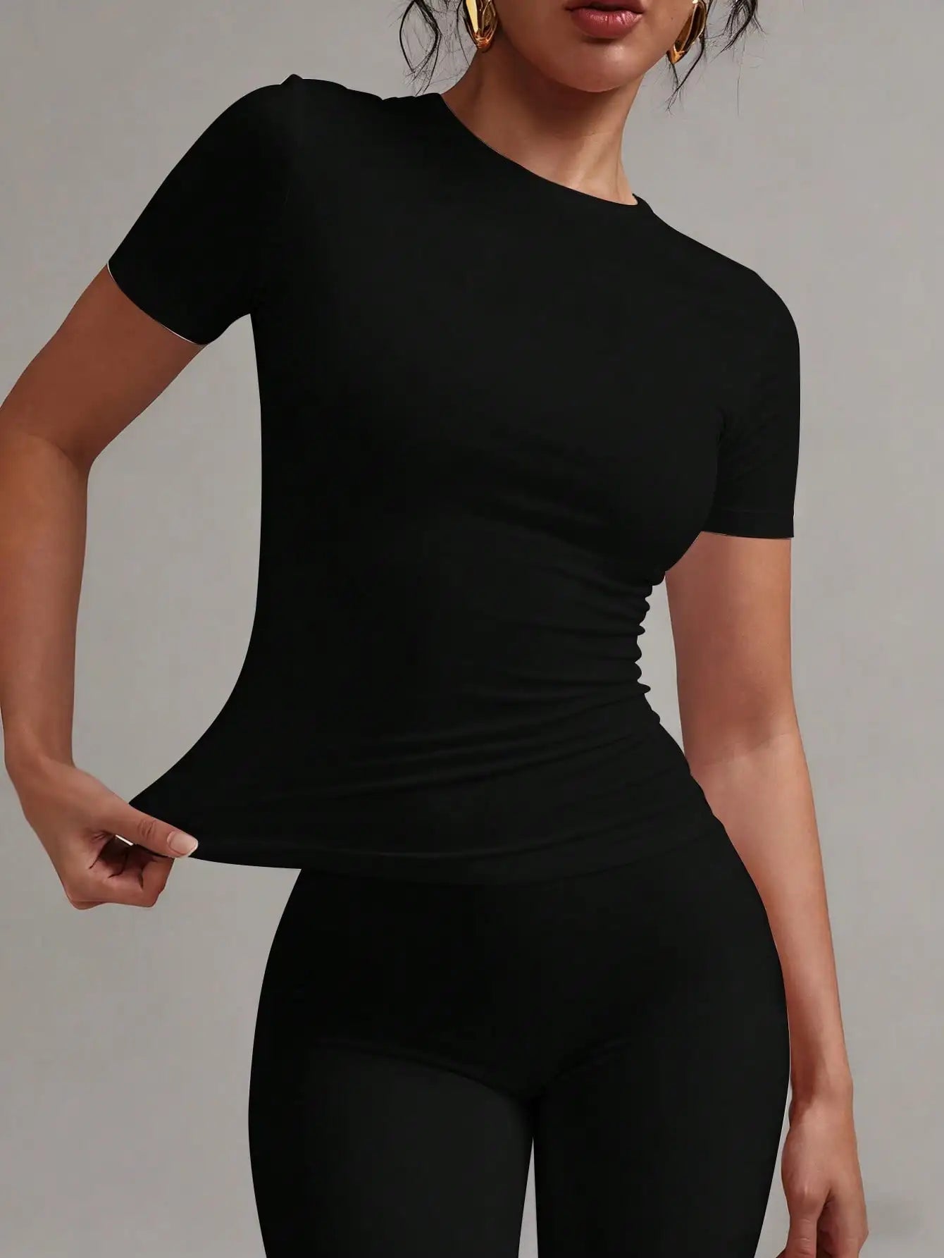 Women's White Solid Round Neck Short Sleeve Fitted T-Shirt for Summer Casual Wear Quick Pick Grocers