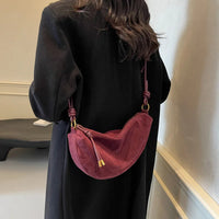 Faux Suede Super Popular Niche Suede Shoulder Bag for Women 2025 Hot Sale Single Crossbody Bags Underarm Dumpling Sweet Bags Quick Pick Grocers