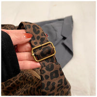 Trendy Casual Soft Textile Women's Shoulder Bag Large Capacity Leopard Print Female Retro Crossbody Bag For Commute Outings Quick Pick Grocers
